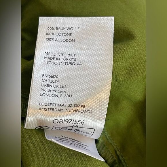 Anthro Pilcro Olive Green Women's Cargo Parachute Pants. Large - Picture 9 of 9